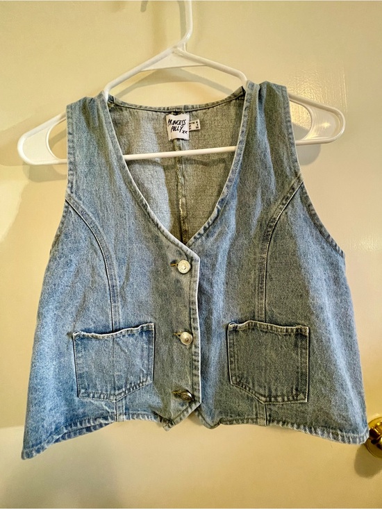 Princess Polly Tops - Princess Polly Light Wash Denim Vest with Front Pockets